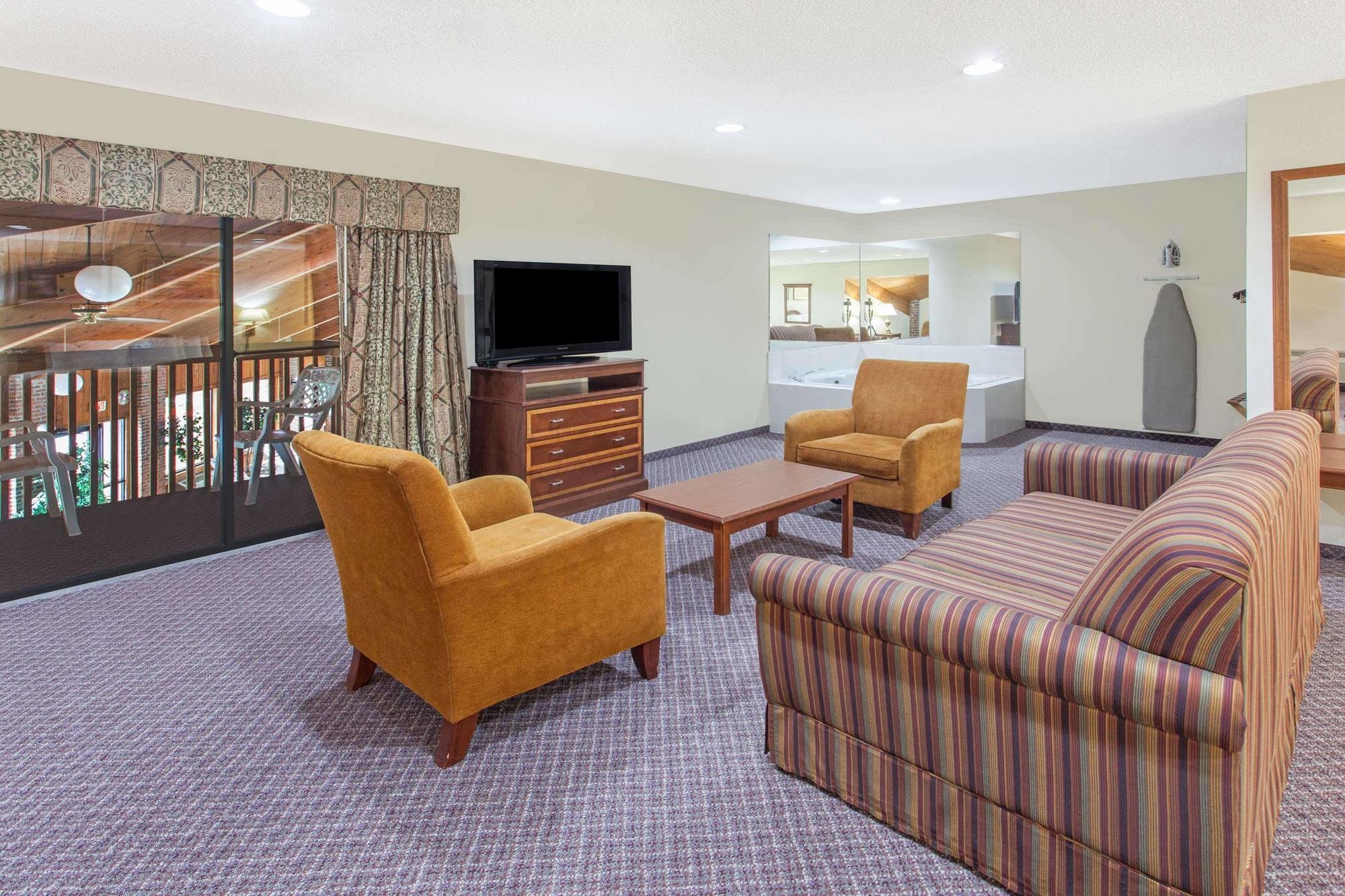 Baymont By Wyndham Smyrna Hotel Exterior foto